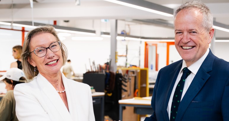 CROPPED CIT CEO Dr Margot McNeill and UC VC Bill Shorten